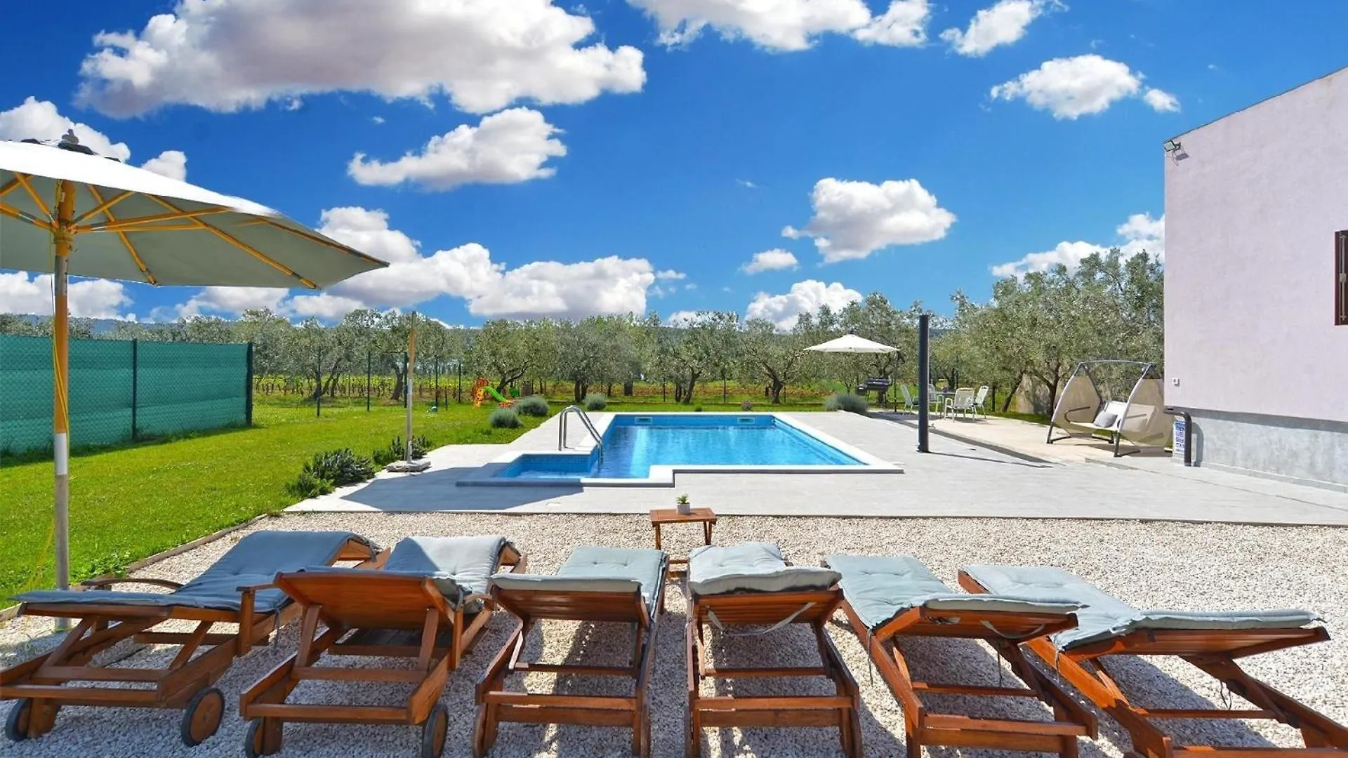 Ferienhaus Mit Privatpool Fuer 6 Personen Ca 100 Qm In Pomer, Istrien Istrische Riviera Holiday home Pomer