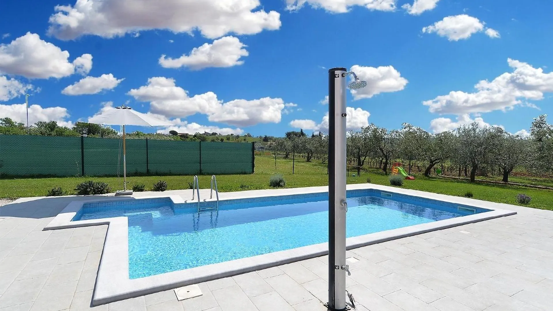 Ferienhaus Mit Privatpool Fuer 6 Personen Ca 100 Qm In Pomer, Istrien Istrische Riviera 0*, Pomer Croatia